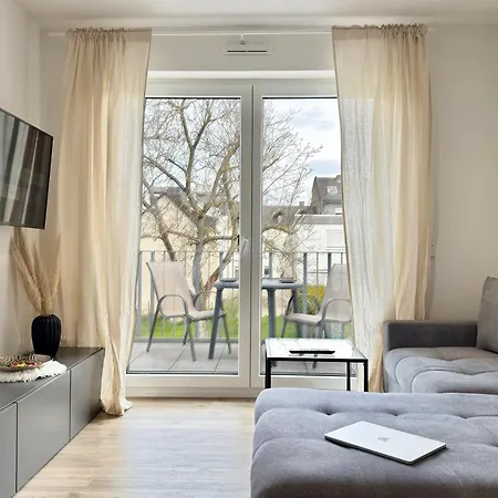 Apartment Gemütliches Mosel I 1 Schlafzimmer I Balkon I Kostenloser Parkplatz I Mosel Nah Koblenz (Rhineland-Palatinate)