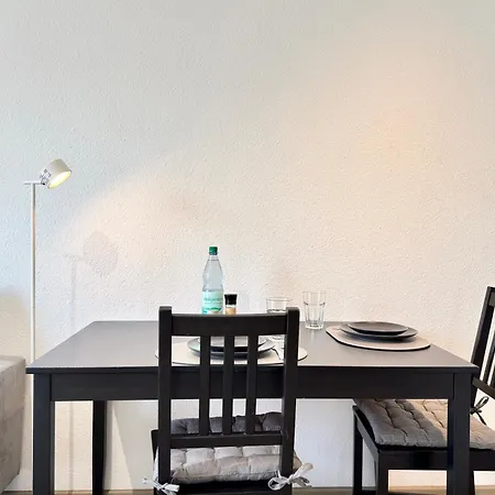 Gemütliches Mosel I 1 Schlafzimmer I Balkon I Kostenloser Parkplatz I Mosel Nah * Koblenz (Rhineland-Palatinate)