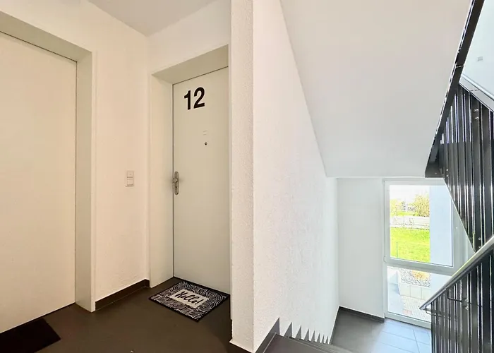 Gemütliches Mosel I 1 Schlafzimmer I Balkon I Kostenloser Parkplatz I Mosel Nah Koblenz (Rhineland-Palatinate)