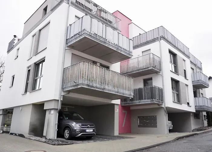 Gemütliches Mosel I 1 Schlafzimmer I Balkon I Kostenloser Parkplatz I Mosel Nah * Koblenz (Rhineland-Palatinate)